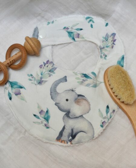 Bavoir en tissus pour bébé de 0 à 6 mois avec un motif éléphant