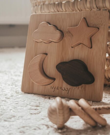 Puzzle bébé en bois fabriqué à la main